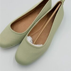 Chic Sage Green Women's Flats